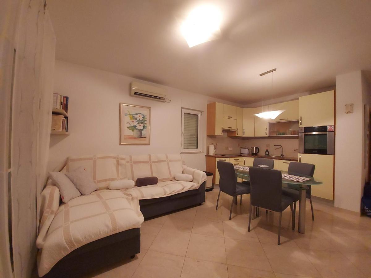 Apartmán Abbadessa Kaštela Exteriér fotografie